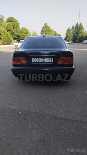 Mercedes E 200 1997, 426,373 km - 2.0 l - Qazax