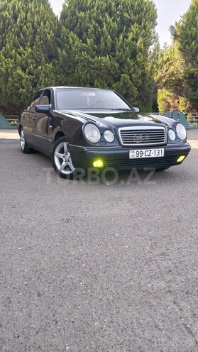 Mercedes E 200 1997, 426,373 km - 2.0 l - Qazax