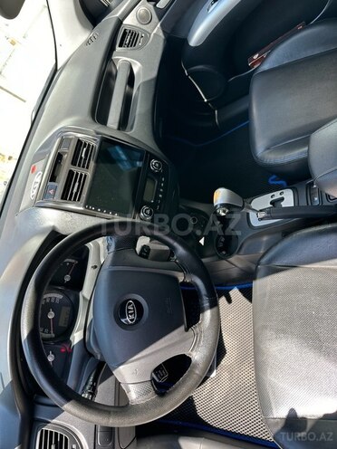 Kia Sportage 2008, 175,042 km - 2.0 l - Bakı