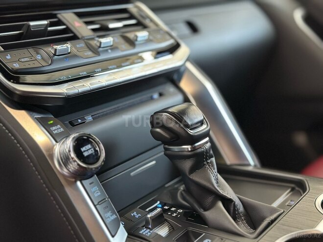 Toyota Land Cruiser 2022, 27,000 km - 3.5 л - Bakı