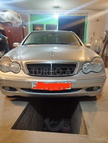 Mercedes C 200 2001, 258,000 km - 2.0 l - Gəncə
