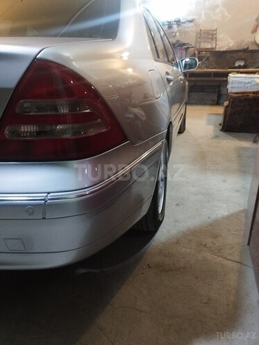 Mercedes C 200 2001, 258,000 km - 2.0 l - Gəncə