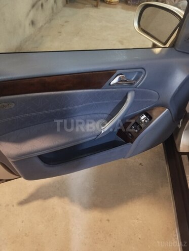 Mercedes C 200 2001, 258,000 km - 2.0 l - Gəncə