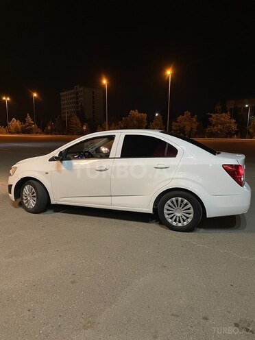 Chevrolet Aveo 2011, 329,728 km - 1.2 l - Gəncə