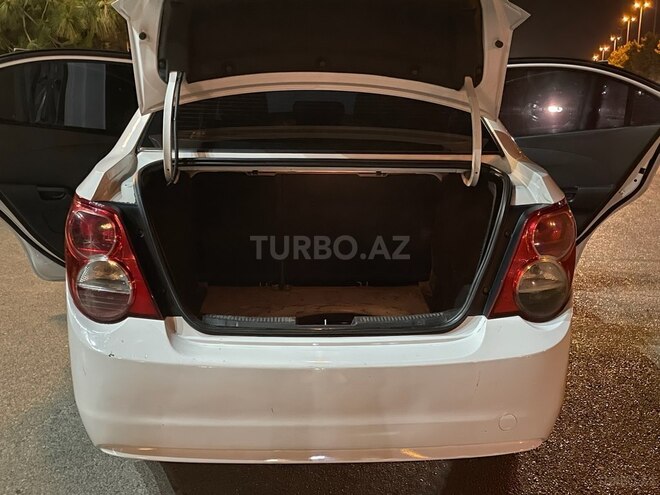 Chevrolet Aveo 2011, 329,728 km - 1.2 l - Gəncə