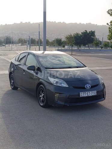 Toyota Prius 2013, 223,000 km - 1.8 л - Bakı