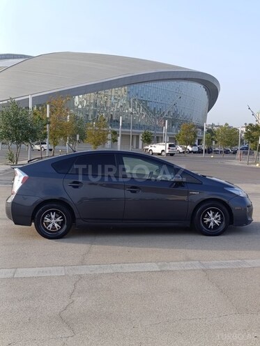 Toyota Prius 2013, 223,000 km - 1.8 л - Bakı