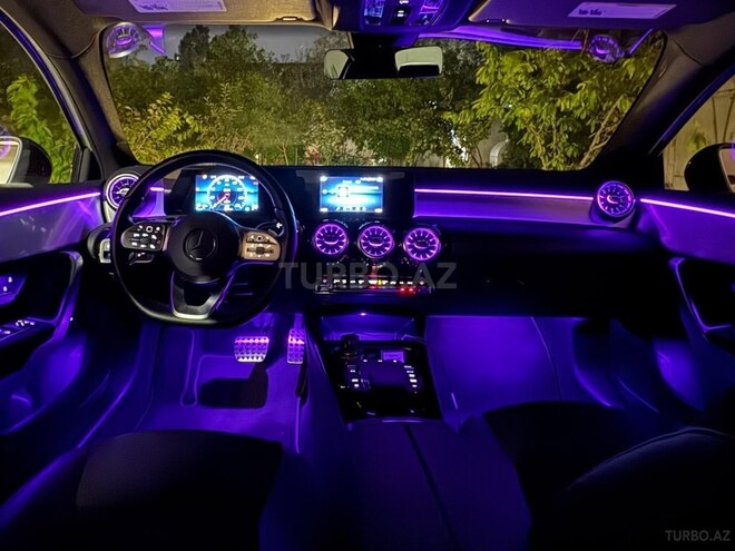 Mercedes  2022, 43,000 km - 2.0 л - Bakı