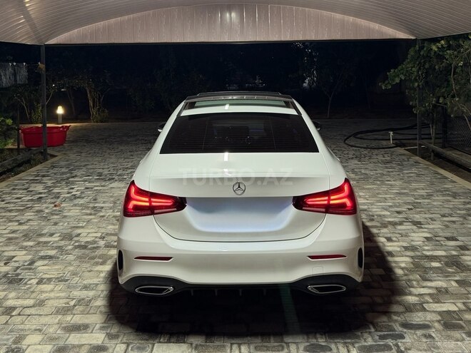 Mercedes  2022, 43,000 km - 2.0 л - Bakı