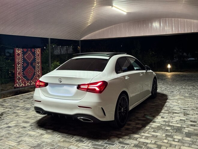 Mercedes  2022, 43,000 km - 2.0 л - Bakı