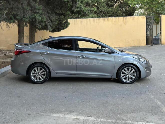 Hyundai Avante 2015, 90,000 km - 1.6 л - Bakı