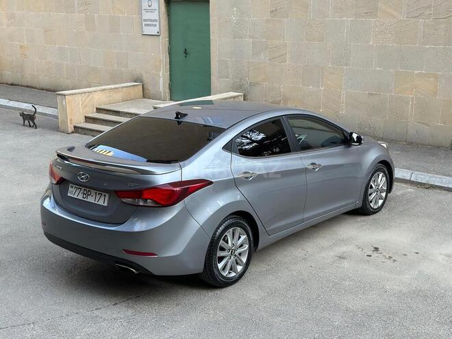 Hyundai Avante 2015, 90,000 km - 1.6 л - Bakı