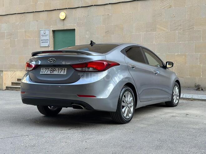 Hyundai Avante 2015, 90,000 km - 1.6 л - Bakı