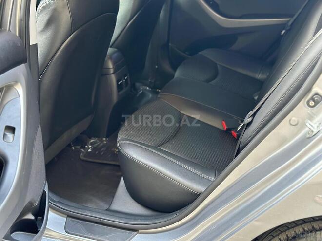 Hyundai Avante 2015, 90,000 km - 1.6 л - Bakı