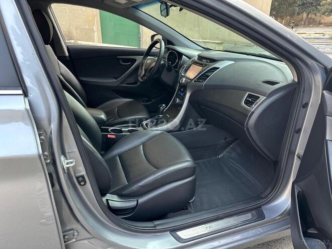Hyundai Avante 2015, 90,000 km - 1.6 л - Bakı