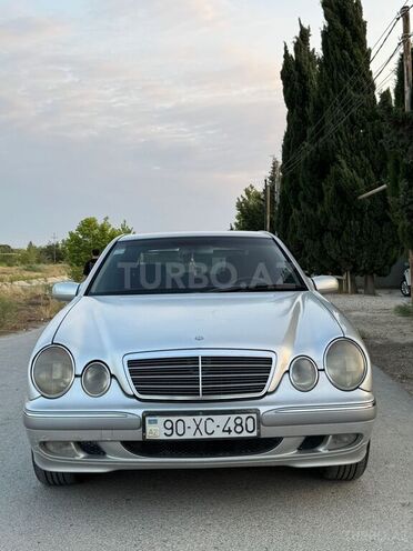 Mercedes E 220 d 2001, 355,000 km - 2.2 л - Bakı