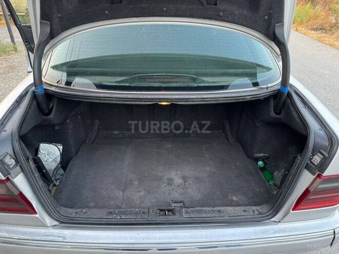 Mercedes E 220 d 2001, 355,000 km - 2.2 л - Bakı