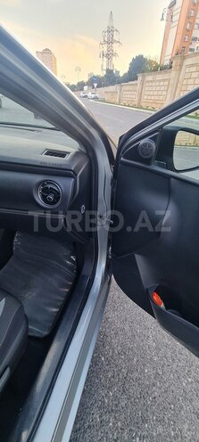 Toyota Auris 2016, 150,000 km - 1.8 l - Bakı