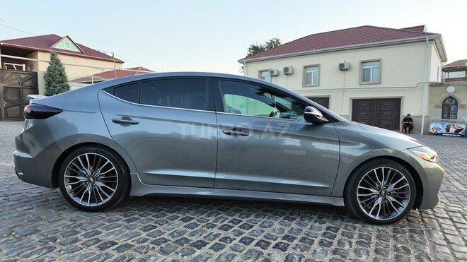 Hyundai Elantra 2016, 88,514 km - 1.6 л - Bakı