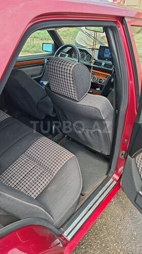 Mercedes E 200 1995, 350,000 km - 2.0 l - Bakı