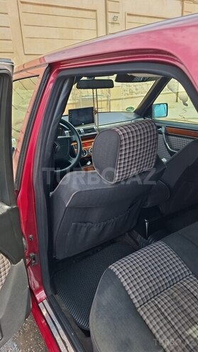 Mercedes E 200 1995, 350,000 km - 2.0 l - Bakı