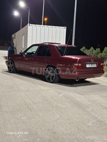 Mercedes E 200 1995, 350,000 km - 2.0 l - Bakı