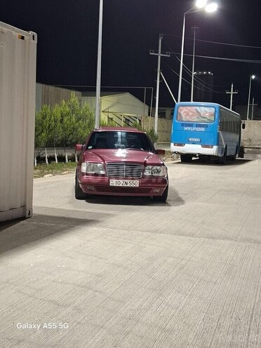Mercedes E 200 1995, 350,000 km - 2.0 l - Bakı