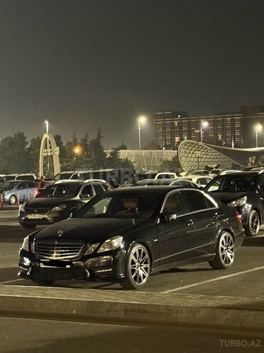 Mercedes E 350 2010, 320,000 km - 3.5 l - Bakı
