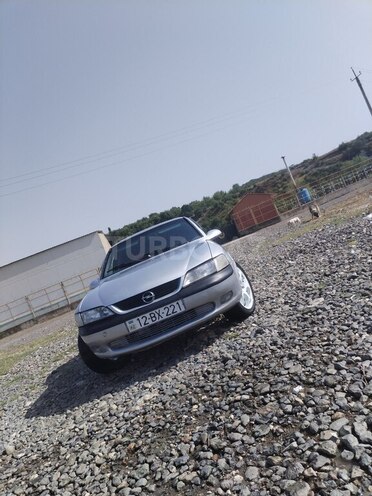 Opel Vectra 1998, 457,828 km - 1.8 l - Qazax