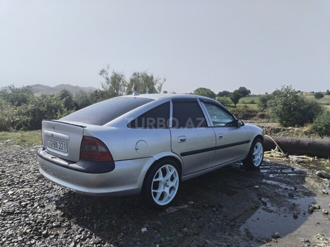 Opel Vectra 1998, 457,828 km - 1.8 l - Qazax