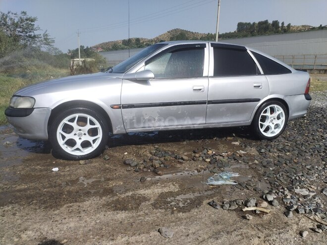 Opel Vectra 1998, 457,828 km - 1.8 l - Qazax