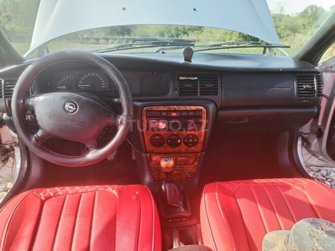 Opel Vectra 1998, 457,828 km - 1.8 l - Qazax