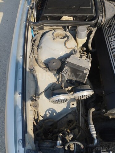 BMW 528 1996, 496,247 km - 2.8 l - Sumqayıt