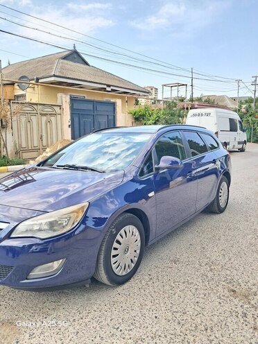 Opel Astra 2011, 264,000 km - 1.3 l - Bakı