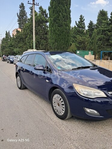 Opel Astra 2011, 264,000 km - 1.3 l - Bakı