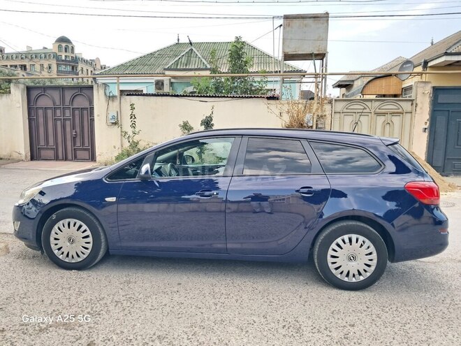 Opel Astra 2011, 264,000 km - 1.3 l - Bakı