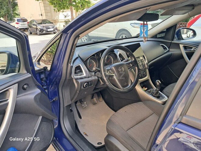 Opel Astra 2011, 264,000 km - 1.3 l - Bakı