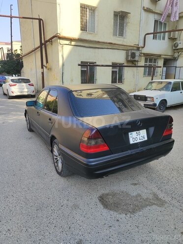 Mercedes C 230 1999, 295,000 km - 2.3 л - Sumqayıt