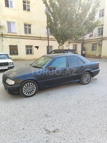 Mercedes C 230 1999, 295,000 km - 2.3 л - Sumqayıt