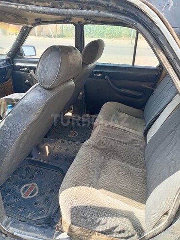 GAZ 3110 1993, 500,000 km - 2.0 l - Salyan