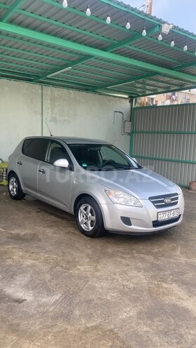 Kia Ceed 2007, 319,000 km - 1.4 л - Gəncə