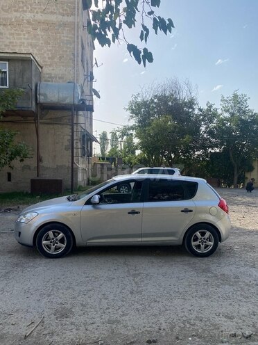 Kia Ceed 2007, 319,000 km - 1.4 л - Gəncə