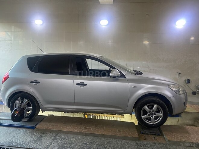 Kia Ceed 2007, 319,000 km - 1.4 л - Gəncə
