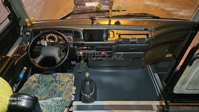 Isuzu Turkuaz 2002, 335,400 km - 5.2 l - Bakı