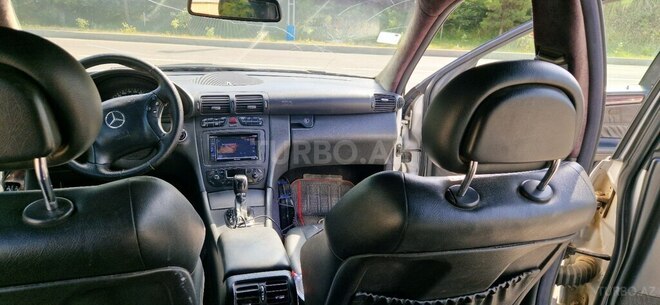 Mercedes C 200 2000, 349,444 km - 2.0 l - Qusar
