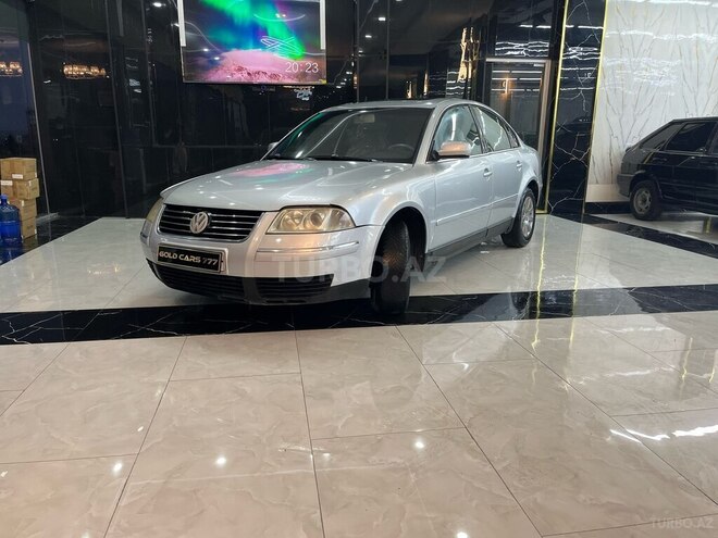 Volkswagen Passat-1