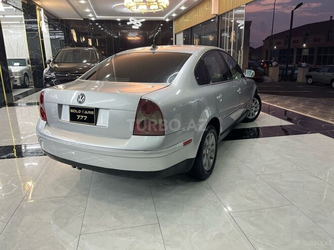 Volkswagen Passat-4