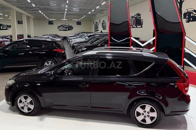 Kia  2010, 222,600 km - 1.6 l - Sumqayıt