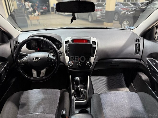 Kia  2010, 222,600 km - 1.6 l - Sumqayıt
