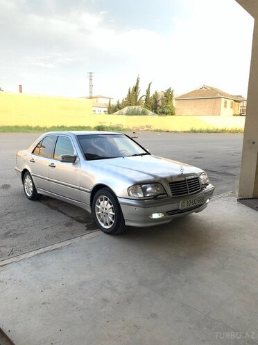 Mercedes C 240 1999, 288,000 km - 2.4 l - Salyan